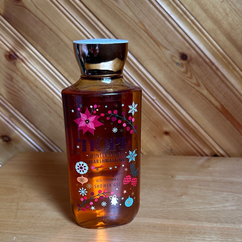 Bath & Body Works Winter Peach Marshmallow Shower Gel